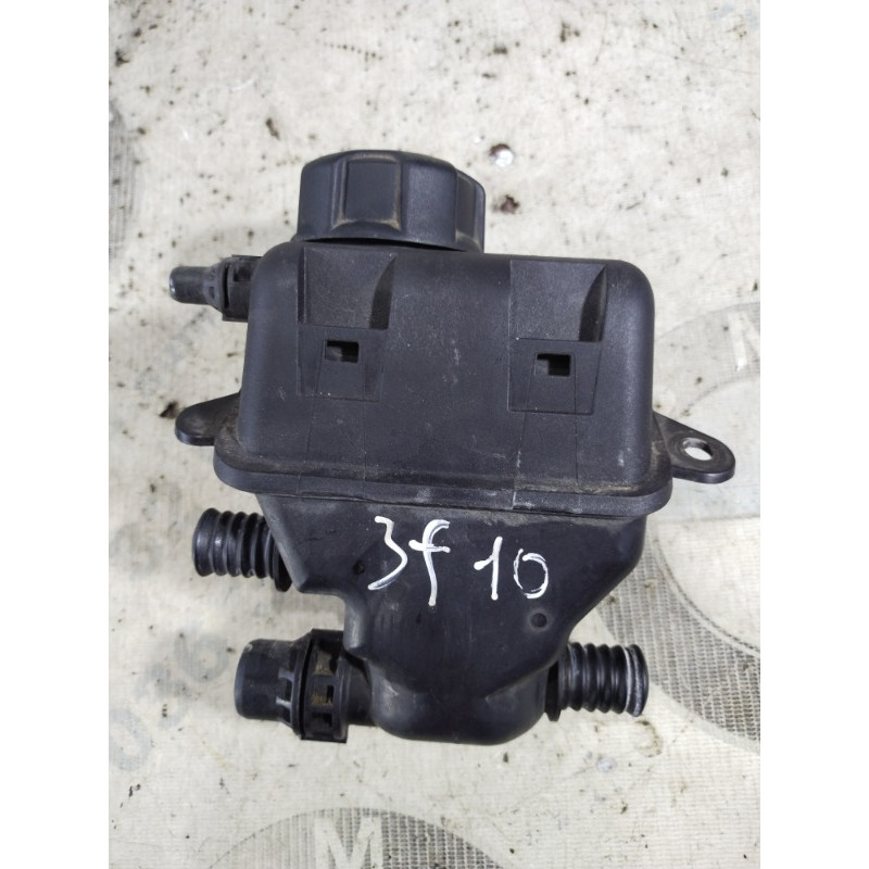 Бачок розширювальний (система охолодження) BMW 5-series F10 2011 N63B44 17137575578