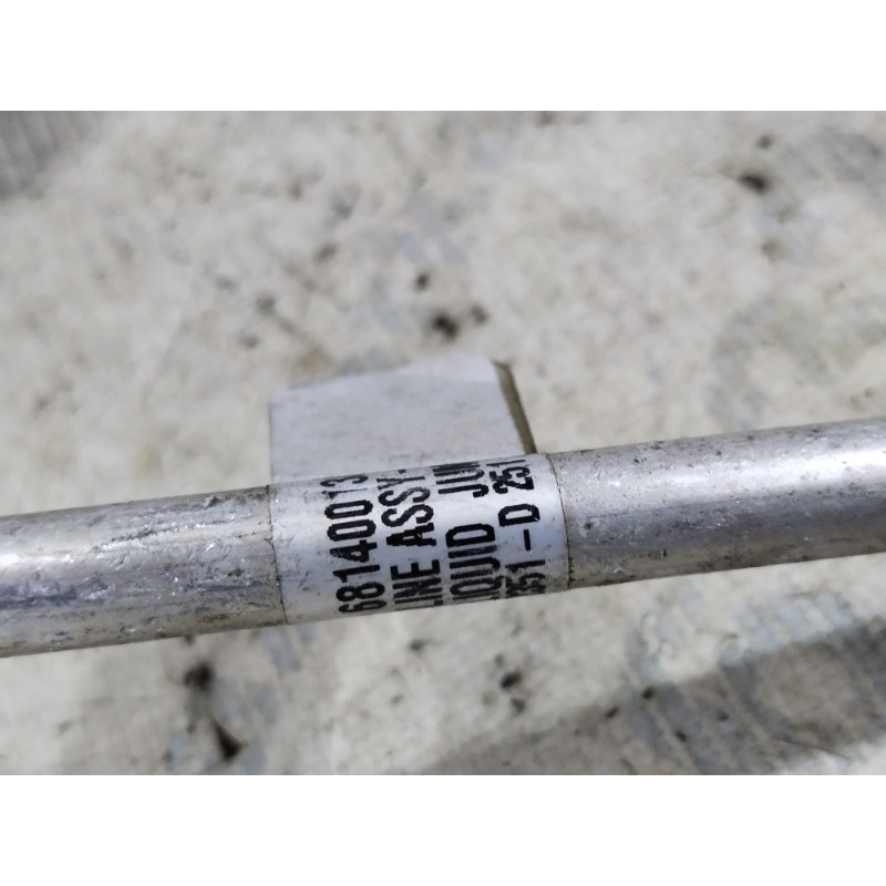 Трубка кондиционера (отопление и кондиционирование) Dodge Journey SXT 2014 3.6 68140013AC