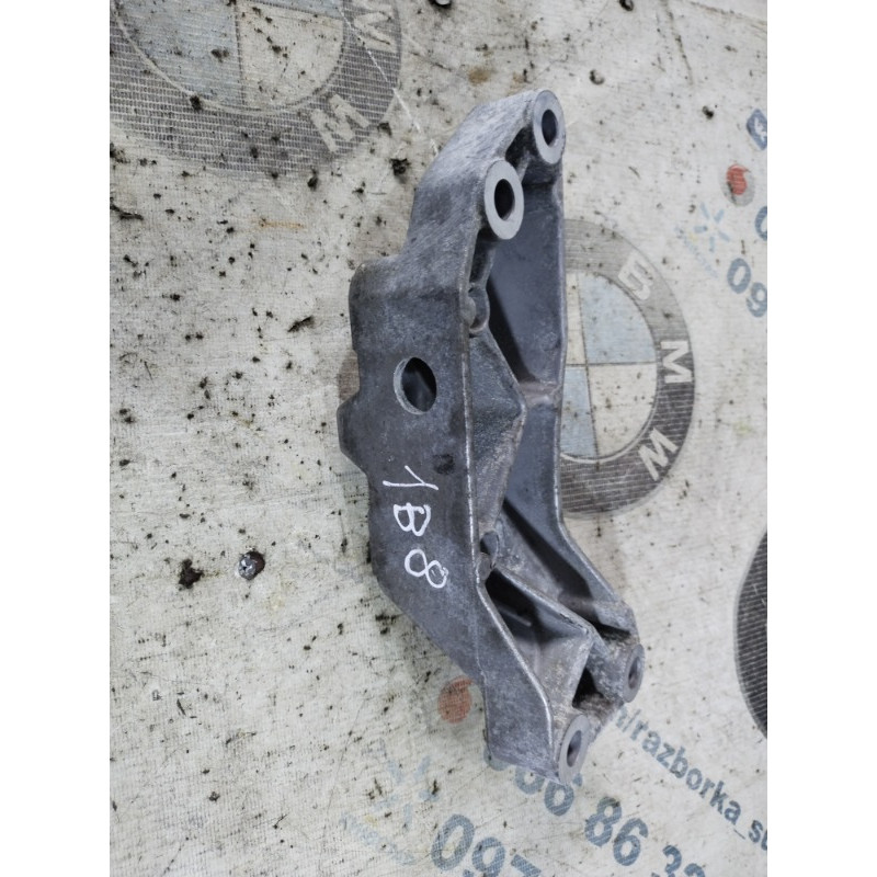 Кронштейн КПП (трансмиссия) Volkswagen Passat B8 2016 1.8 1k0199117