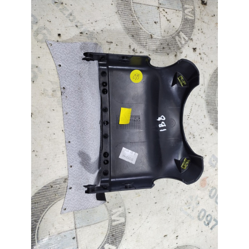 Кожух рулевой колонки верхний (салон) Volkswagen Passat B8 2016 1.8 561858560c
