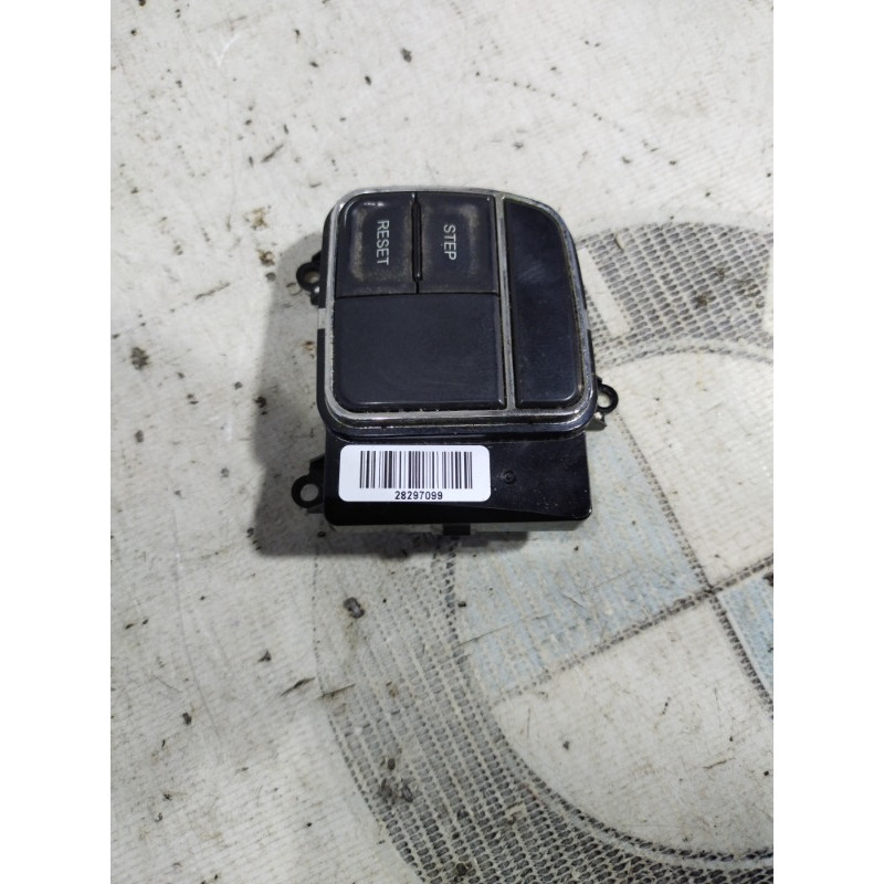 Кнопки руля (электрика / кнопки) Jeep Compass MK49 2014 2.4 56046096ad