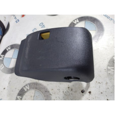 Кожух рулевой колонки нижний