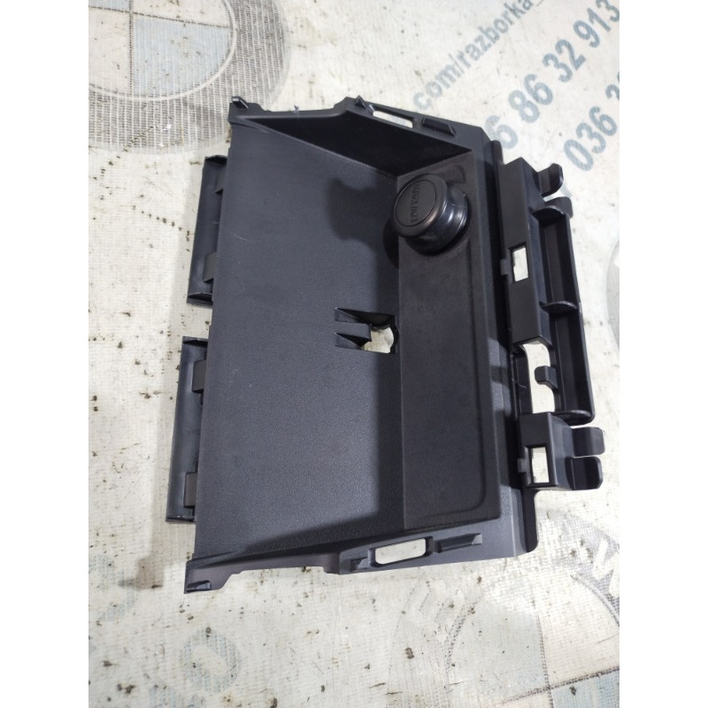 Прикуриватель (электрика) Subaru Forester SJ 2014 2.5 66241sg040