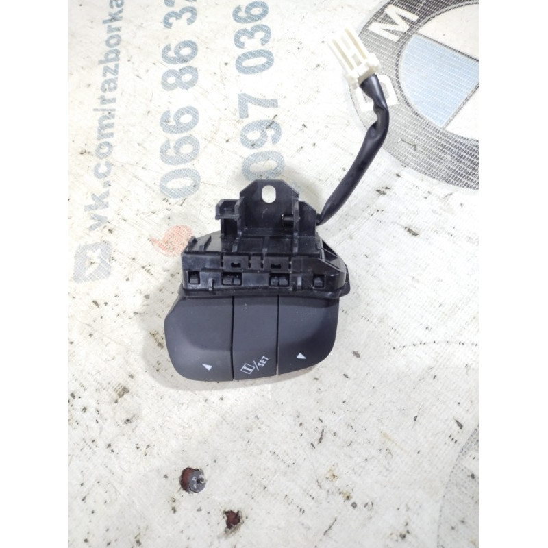 Кнопки руля (электрика / кнопки) Subaru Forester SJ 2015 2.5 83158SG000