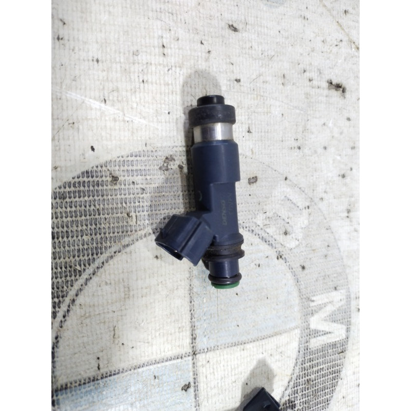 Форсунка топливная (топливная система) Subaru Forester SJ 2015 2.5 16611AA820