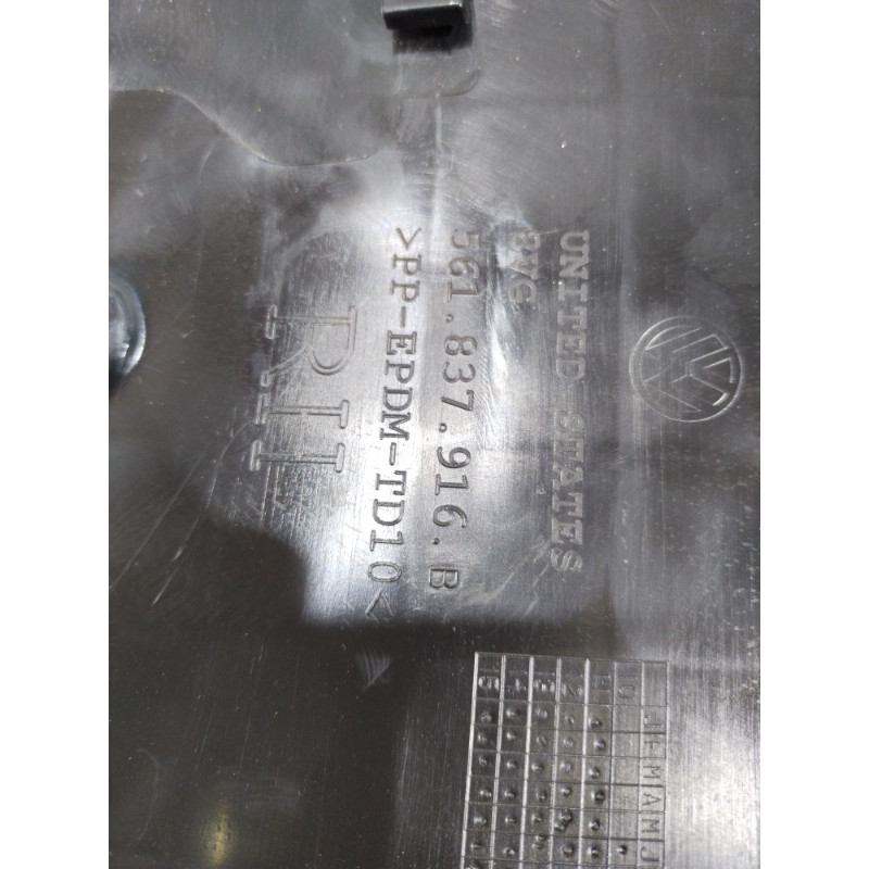 Накладка двери внутренняя (салон) Volkswagen Passat B8 2016 1.8 561837916b