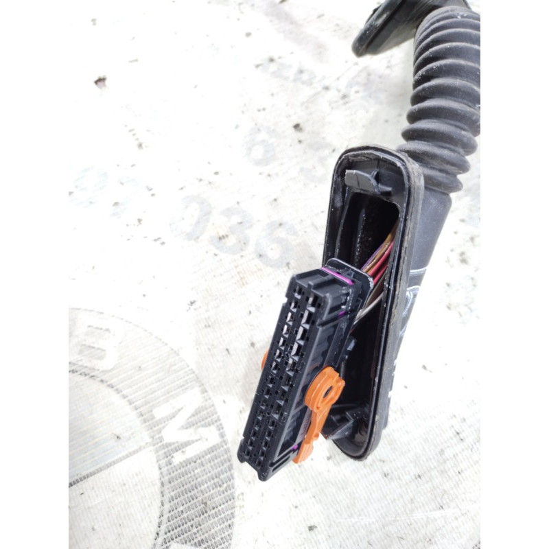 Проводка дверная (электрика) Volkswagen Passat B8 2016 1.8 561971121