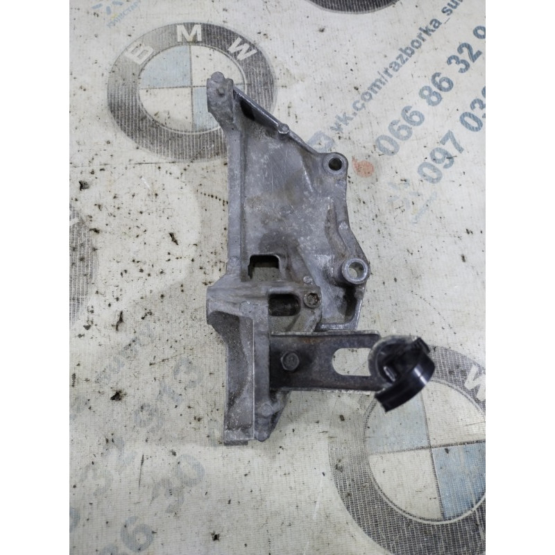 Кронштейн генератора (кронштейны двигателя) Subaru Forester SJ 2015 2.5 11709AA120