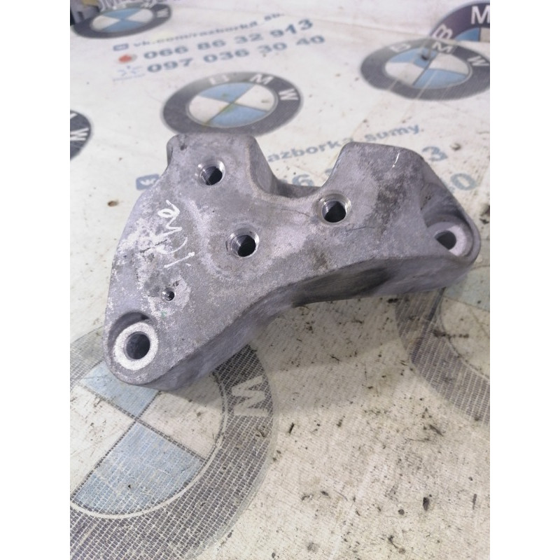 Кронштейн КПП (трансмиссия) Jeep Cherokee KL 2014 2.4 68141735AC