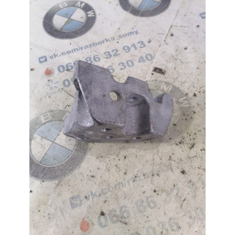 Кронштейн КПП (трансмиссия) Jeep Cherokee KL 2014 2.4 68141735AC