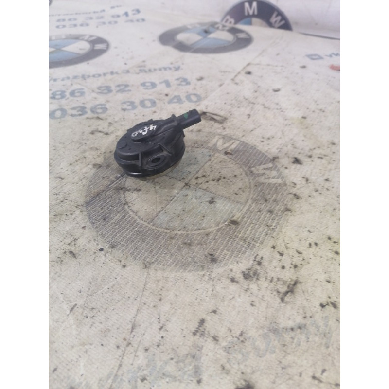 Клапан фазорегулятора (электрика двигателя) BMW 3-series F30 2013 N20B20 11367593719