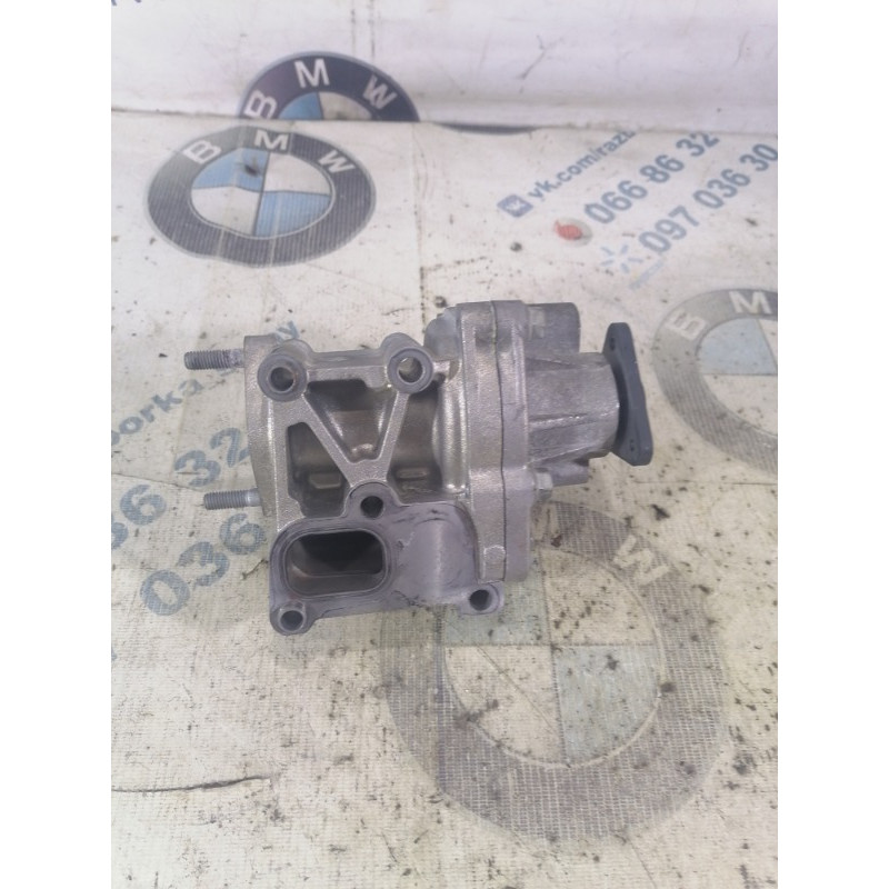 Помпа (система охлаждения) Jeep Cherokee KL 2014 2.4 5047389AA