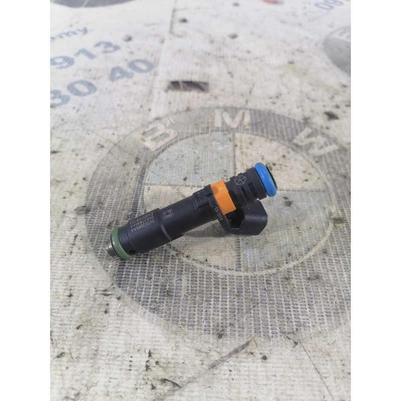 Форсунка топливная (топливная система) Jeep Cherokee KL 2014 2.4 04627890AA