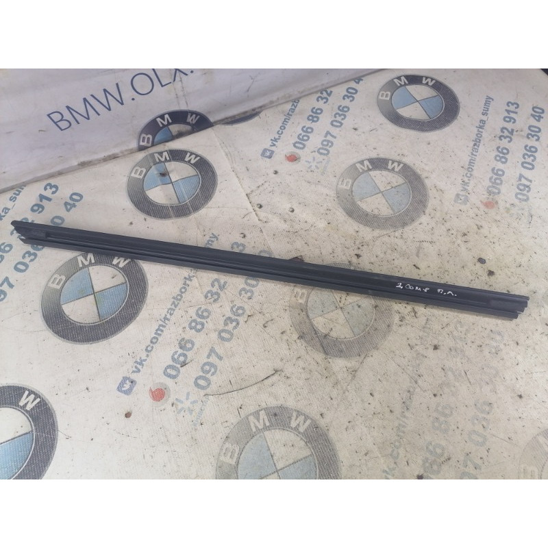 Молдинг стекла внутренний (наружные элементы кузова) Jeep Compass MP 2018 2.4 68242113AA