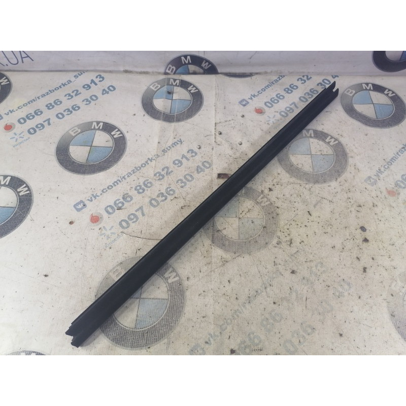 Молдинг стекла внутренний (наружные элементы кузова) Jeep Compass MP 2018 2.4 68242113AA