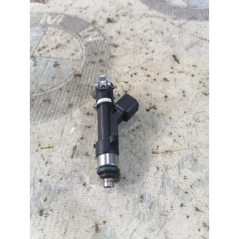 Форсунка топливная (топливная система) FORD Fusion MK5 2014 2.5 9E5Z-9F593-A