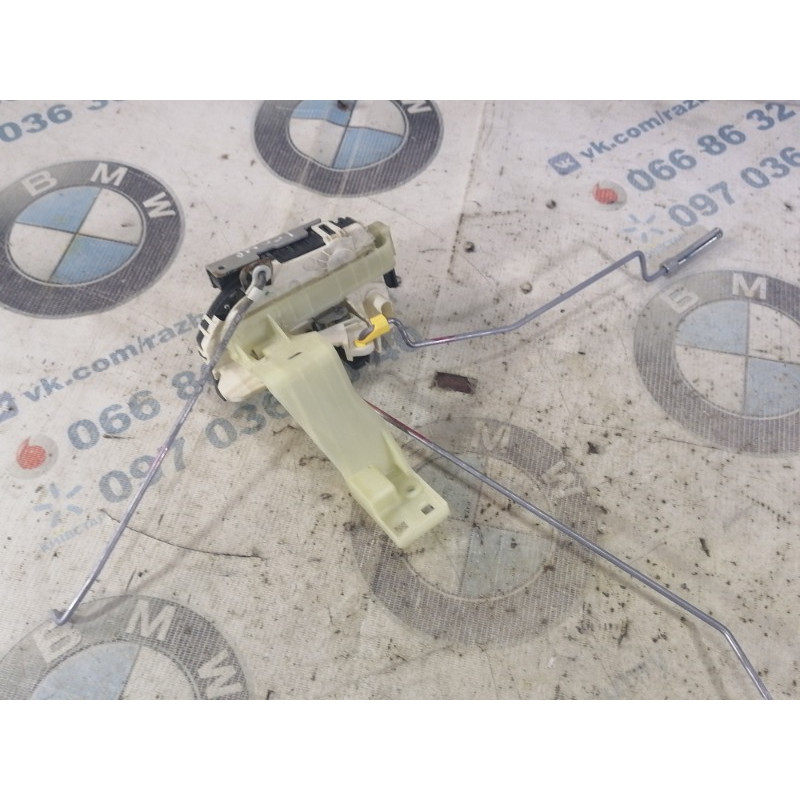 Замок дверей (кузов і елементи) Jeep Compass MK49 2014 2.4 4589422AI