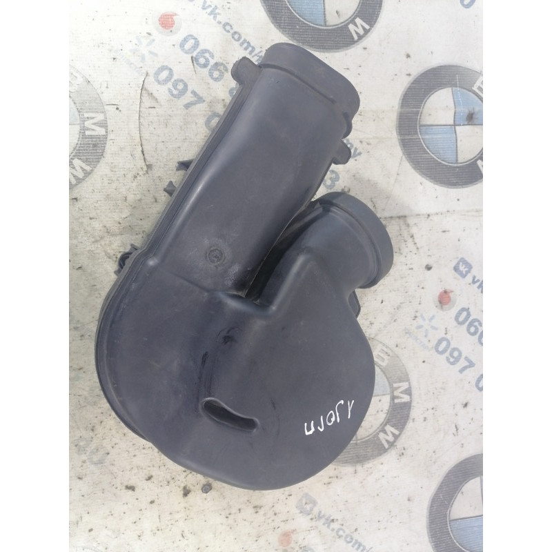 Резонатор воздушный (впускная система) Dodge Journey SXT 2014 3.6 68045129ae