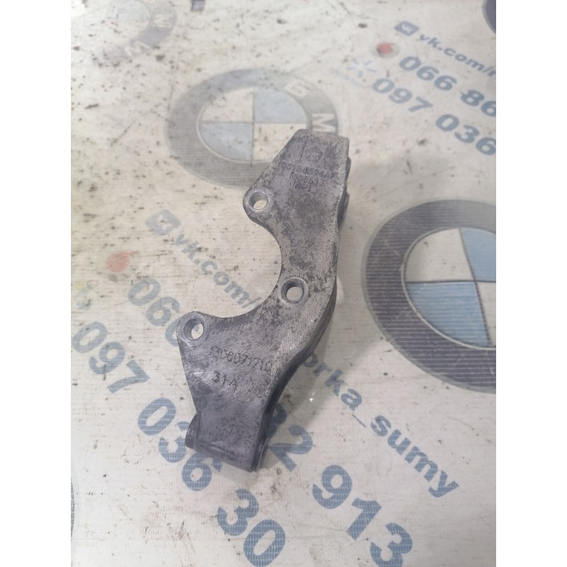 Кронштейн насоса гидроусилителя (кронштейны двигателя) Dodge Journey SXT 2014 3.6 05184594af