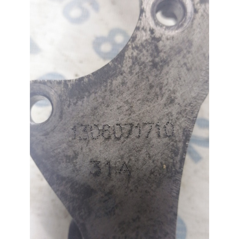 Кронштейн насоса гидроусилителя (кронштейны двигателя) Dodge Journey SXT 2014 3.6 05184594af