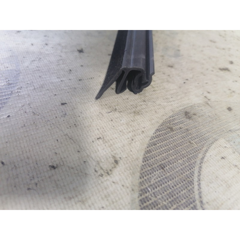 Зовнішній молдинг дверки (кузов і елементи) Jeep Compass MK49 2014 2.4 5074654AD