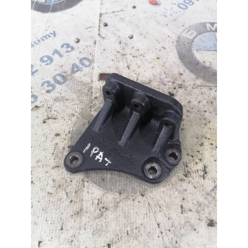 Кронштейн подушки двигателя (кронштейны двигателя) Jeep Patriot MK74 2012 2.4 68065747AB