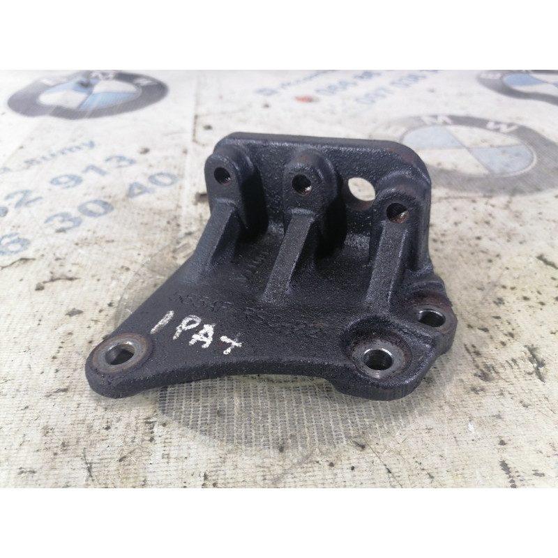 Кронштейн подушки двигателя (кронштейны двигателя) Jeep Patriot MK74 2012 2.4 68065747AB