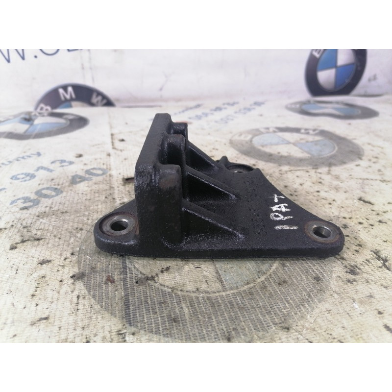 Кронштейн подушки двигателя (кронштейны двигателя) Jeep Patriot MK74 2012 2.4 68065747AB