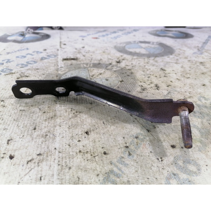 Кронштейн выпускного коллектора (выпускная система) Jeep Patriot MK74 2012 2.4 4693350AC