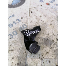 Кронштейн впускного коллектора