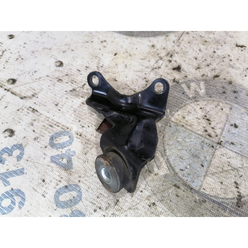 Кронштейн впускного коллектора (кронштейны двигателя) Jeep Patriot MK74 2012 2.4 04884871AB