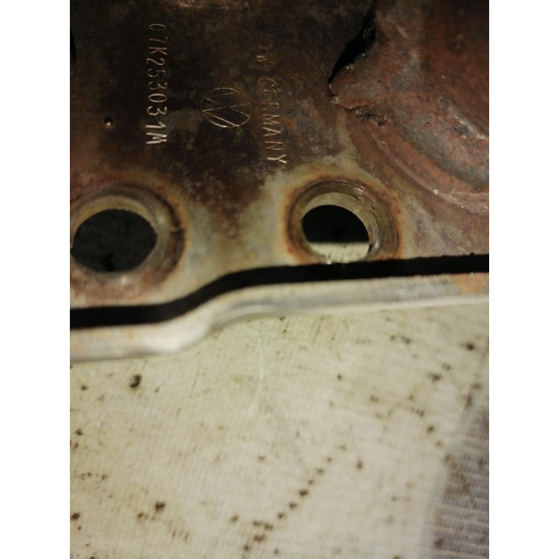 Коллектор выпускной (выпускная система) Volkswagen Jetta MK6 2011 2.5 07K253031M