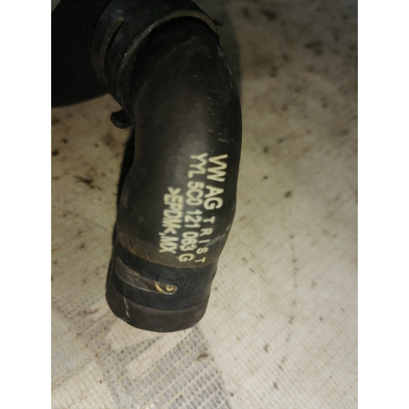 Патрубок (система охлаждения) Volkswagen Passat B8 2016 1.8 5C0121063G