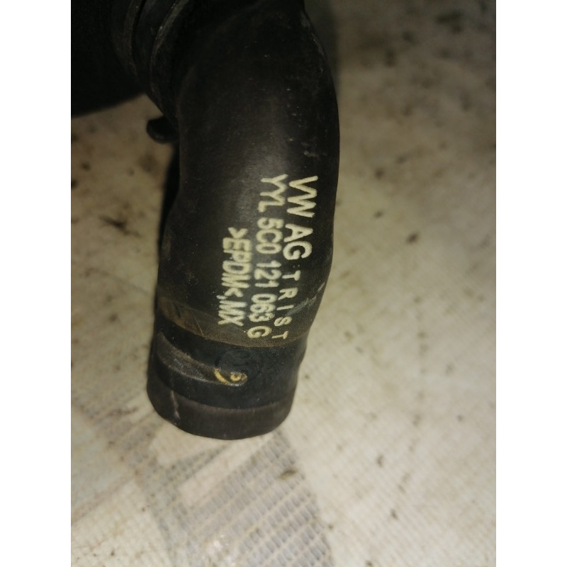 Патрубок (система охлаждения) Volkswagen Passat B8 2016 1.8 5C0121063G