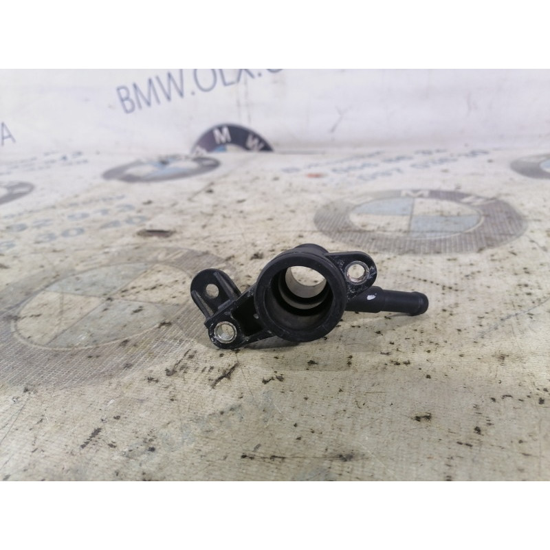 Фланец системы охлаждения (система охлаждения) Volkswagen Passat B8 2016 1.8 06K121132H