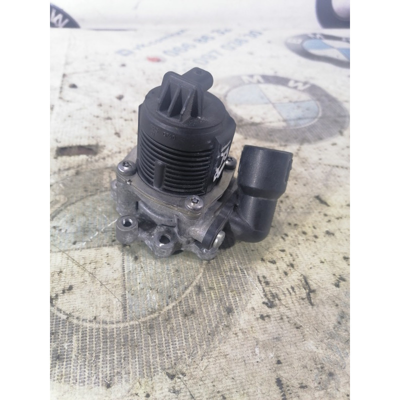 Клапан ЕГР (двигатель и элементы) Volkswagen Passat B8 2016 1.8 06K131097K