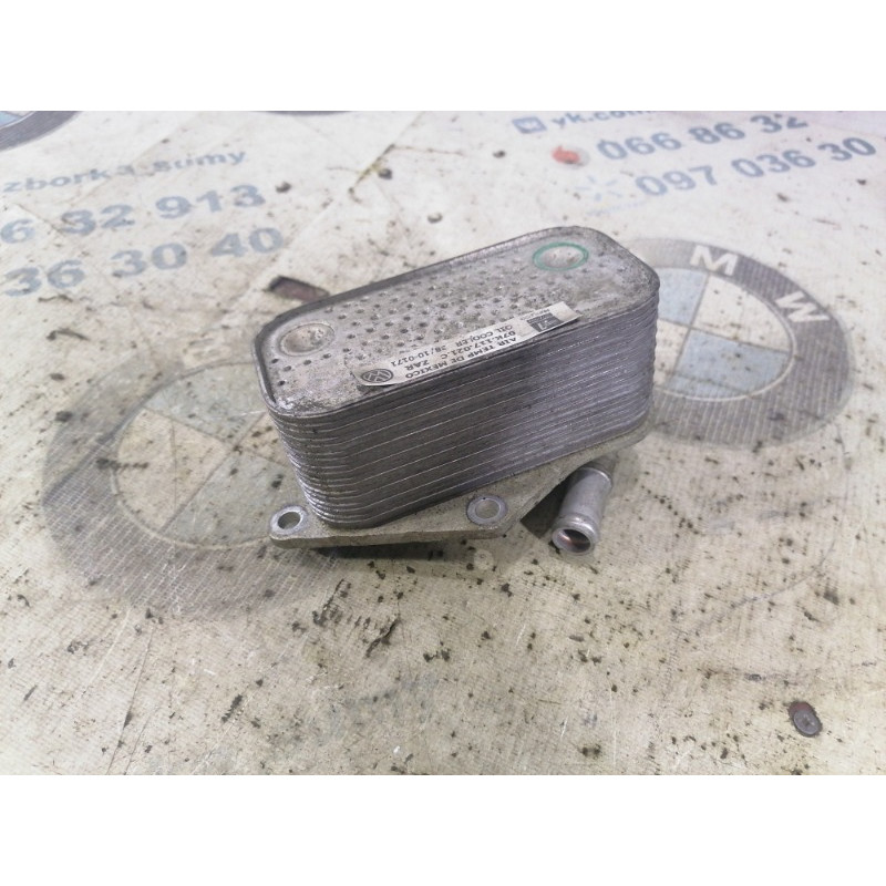 Теплообменник масляного фильтра (двигатель и элементы) Volkswagen Jetta MK6 2011 2.5 07k117021c