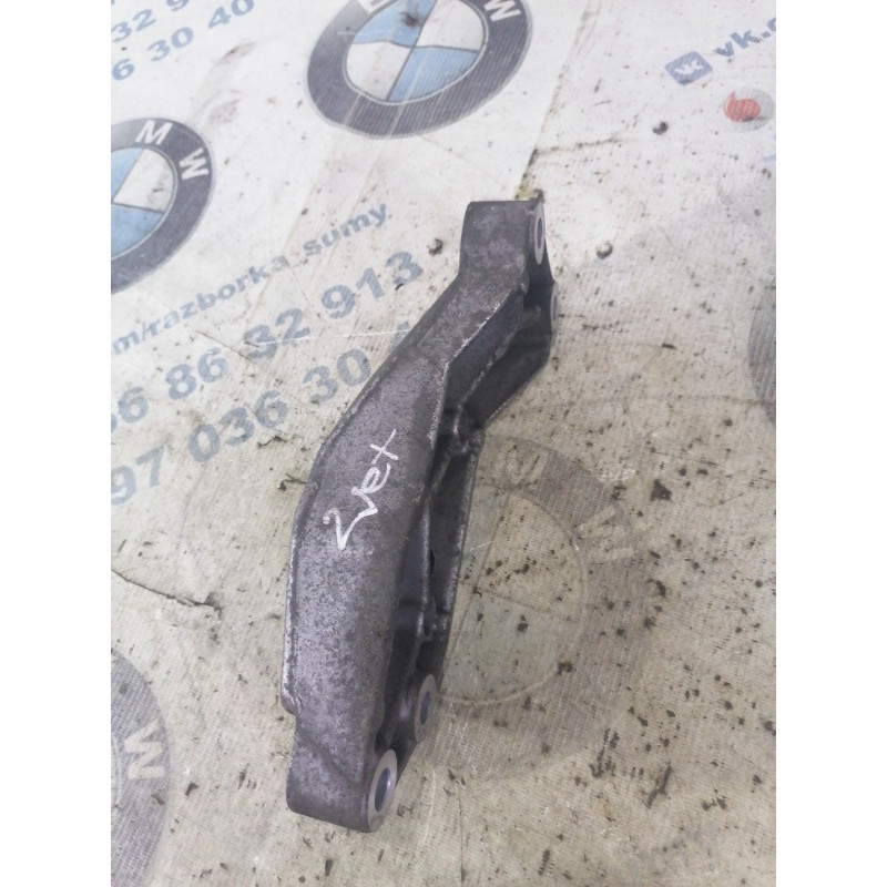 Кронштейн КПП (трансмиссия) Volkswagen Jetta MK6 2011 2.5 1k0199117