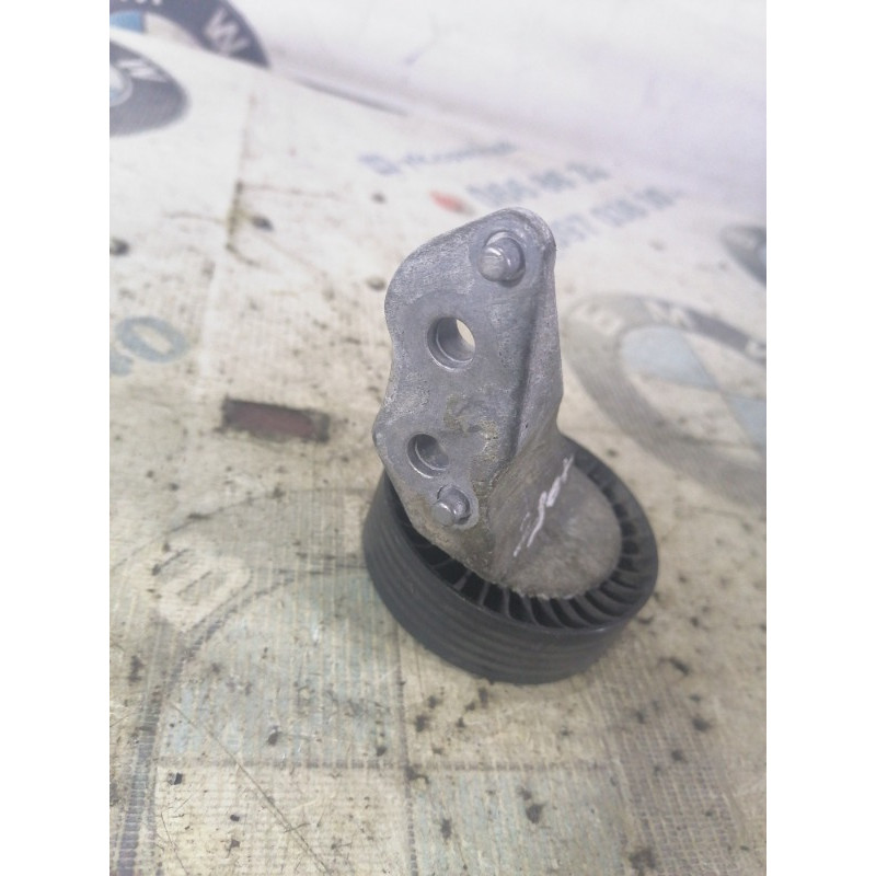 Ролик обводной (двигатель и элементы) Volkswagen Jetta MK6 2011 2.5 07k145172c