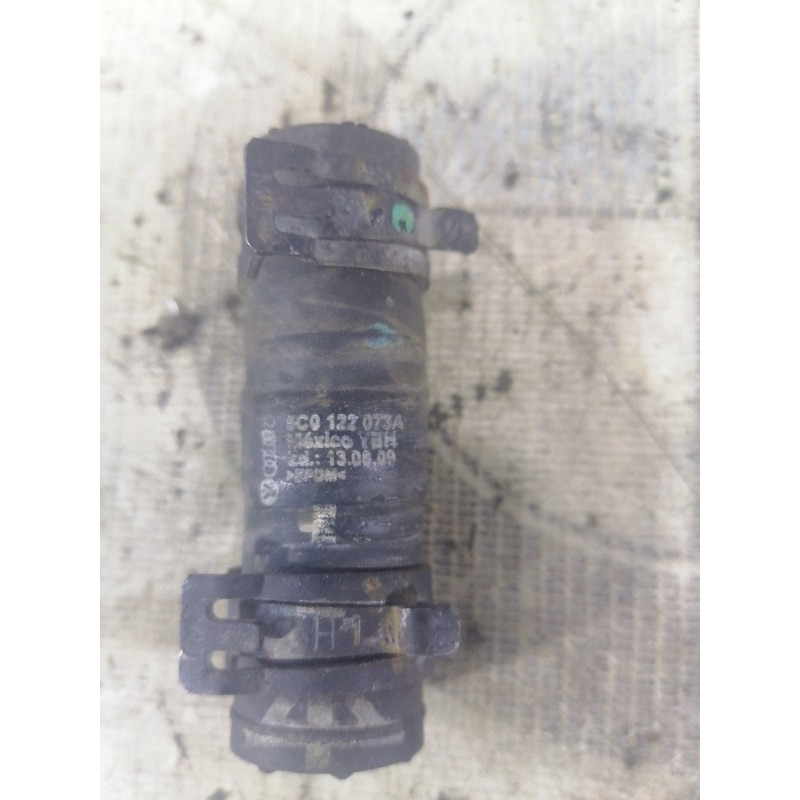 Патрубок (система охлаждения) Volkswagen Jetta MK6 2011 2.5 5c0122073a