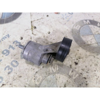 Натягувач приводного ременя