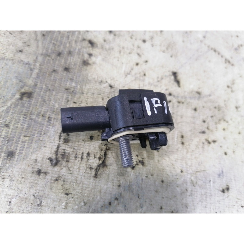 Датчик удара (электрика / датчики) BMW 5-series F10 2013 N63B44 65779224178