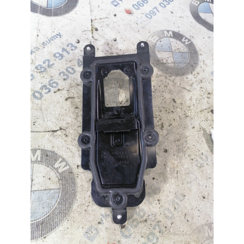 Крепление кулисы КПП (кузов и элементы) Jeep Compass MP 2018 2.4 68255456aa