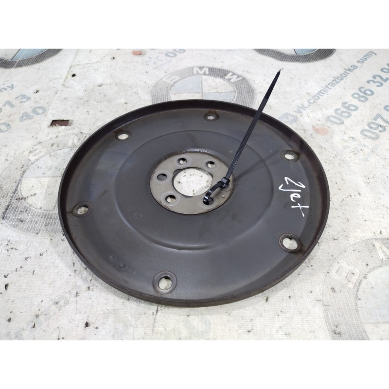 Маховик (двигатель и элементы) Volkswagen Jetta MK6 2011 2.5 038105327b