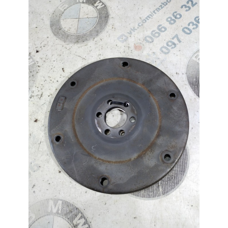 Маховик (двигатель и элементы) Volkswagen Jetta MK6 2011 2.5 038105327b