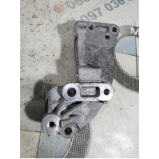 Кронштейн генератора