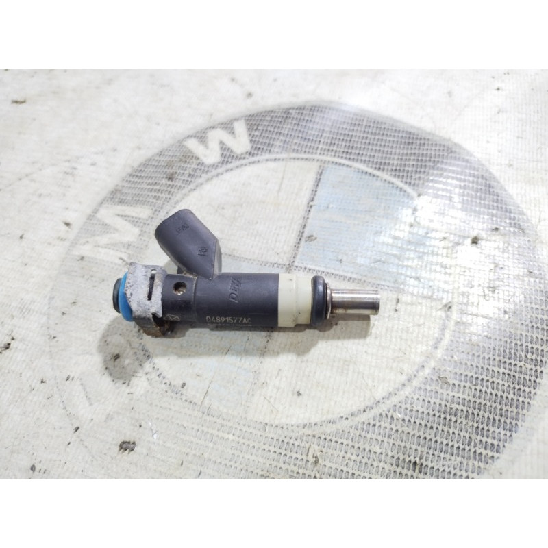 Форсунка топливная (топливная система) Jeep Compass MK49 2014 2.4 04891577ac