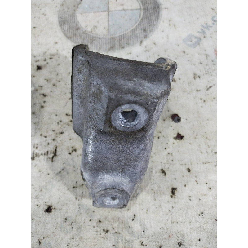 Кронштейн подушки двигателя (кронштейны двигателя) Jeep Compass MK49 2014 2.4 5105409AE