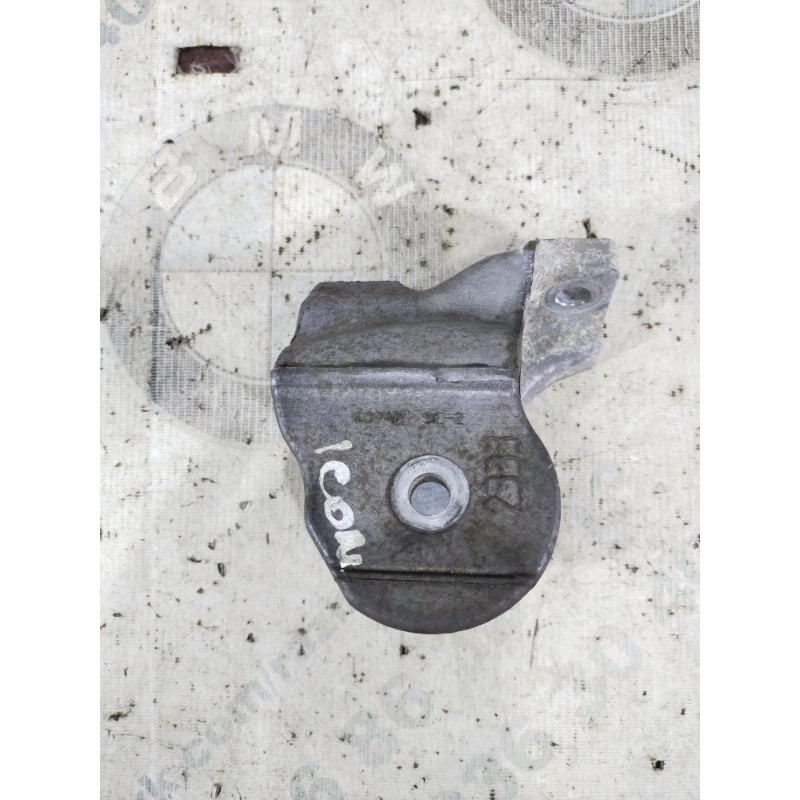 Кронштейн подушки двигателя (кронштейны двигателя) Jeep Compass MK49 2014 2.4 5105409AE