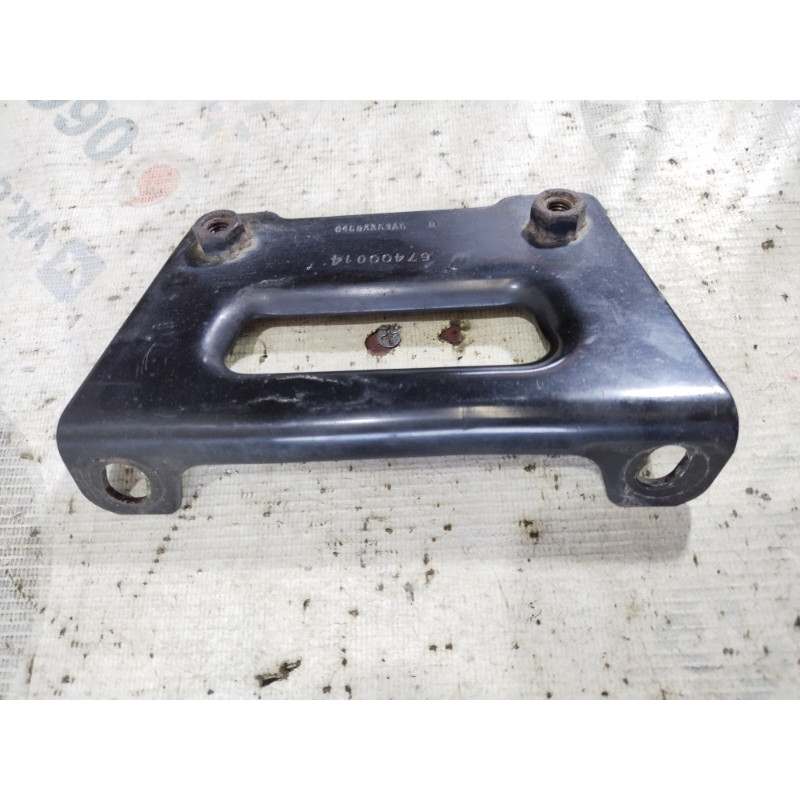 Кронштейн (двигатель и элементы) Jeep Compass MK49 2014 2.4 04693351ac